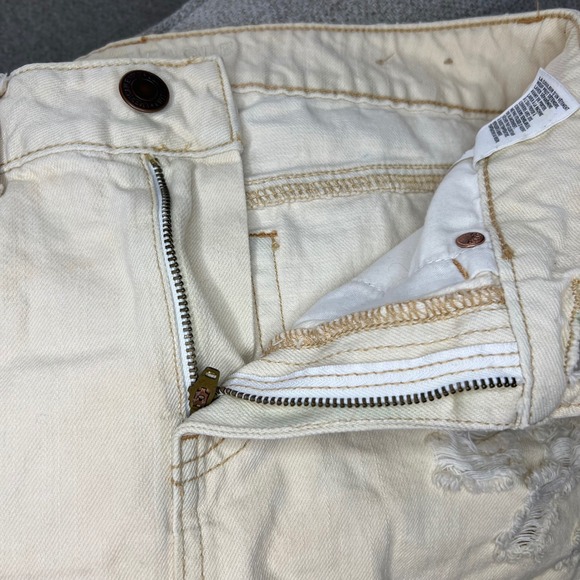 American Eagle Distressed Denim Mini Micro Skirt Size 6 Cream Vintage Y2K Cotton - Picture 5 of 7